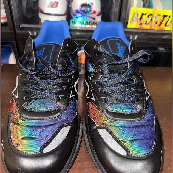 LOUIS VUITTON Trail 2054 Sneakers 'Black with Thermal Image' - Picture 2 of 9